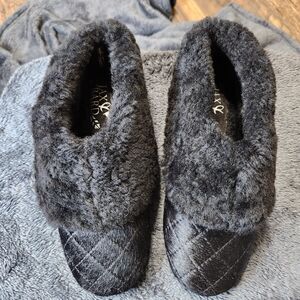Jax & Bard Luxury Black Shearling Lined Slippers